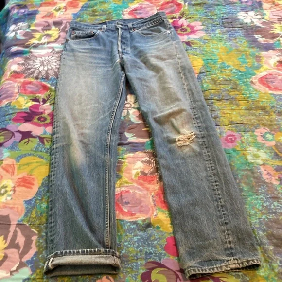 True Vintage Levi’s 501 - Picture 7 of 17